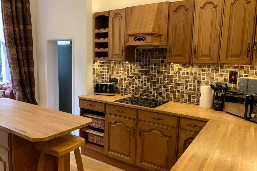 Luxurious Apartment In Historic Mansion - Sleeps 7 Ladock Kültér fotó